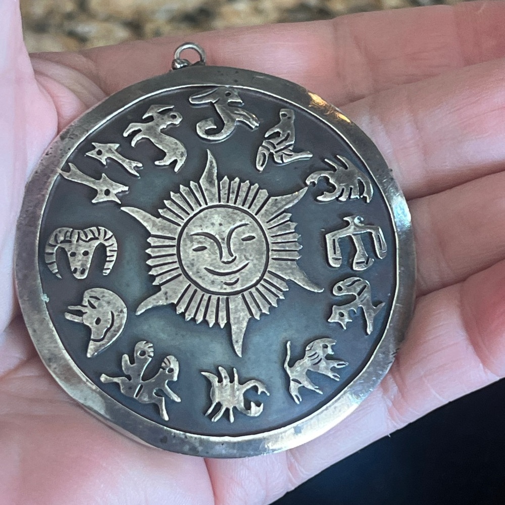 Vintage Taxco Mexico Astrology Zodiac Medallion Large Pendant Sterling 925 - Picture 2 of 5